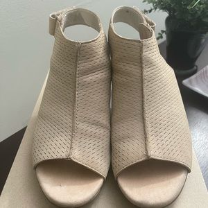 Clarks leather sandals